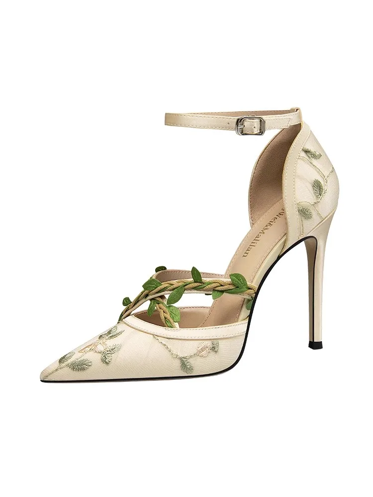 

Spring and summer new pointed lace embroidered low-heeled sandals thin high-heeled banquet large size small size women's shoes