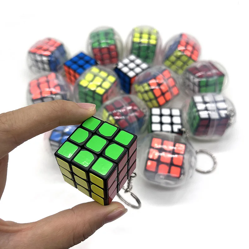 10PCS Children's Funny Cubes Keychain toy Mixed Surprise Capsule Egg Ball Model Puppets Toys Gift For Vending Machine