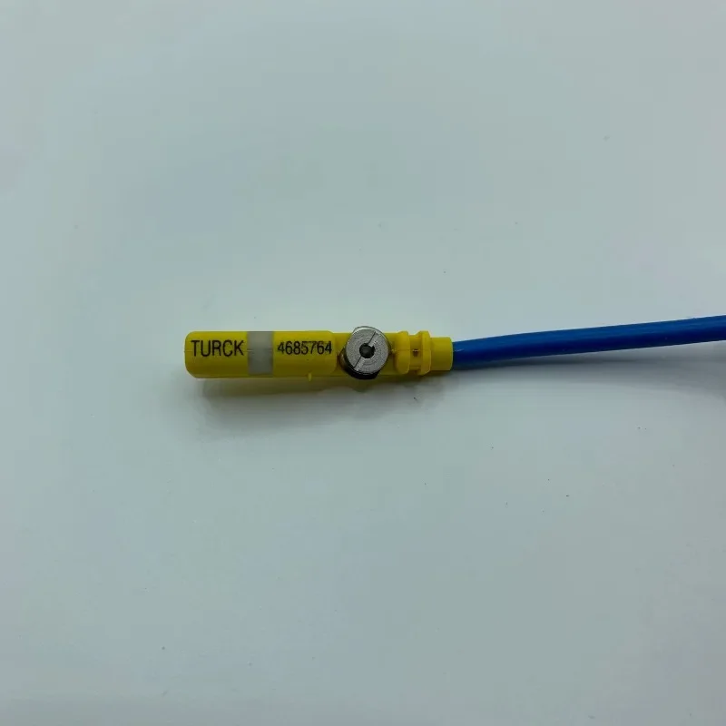 مفتاح مغناطيسي Turck أصلي BIM-UNT-AY1X/S1139 7M 4685764 #5