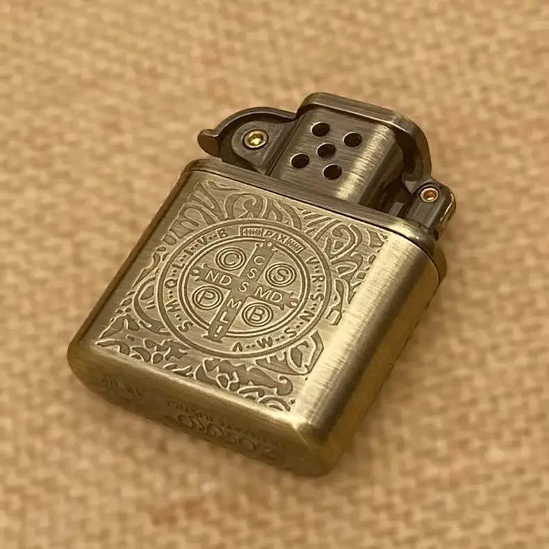 Zorro Kerosene Lighter Vintage Grinding Wheel Retro Metal Constantine Flint Copper Oil Gasoline Lighter Antique Series Lighter