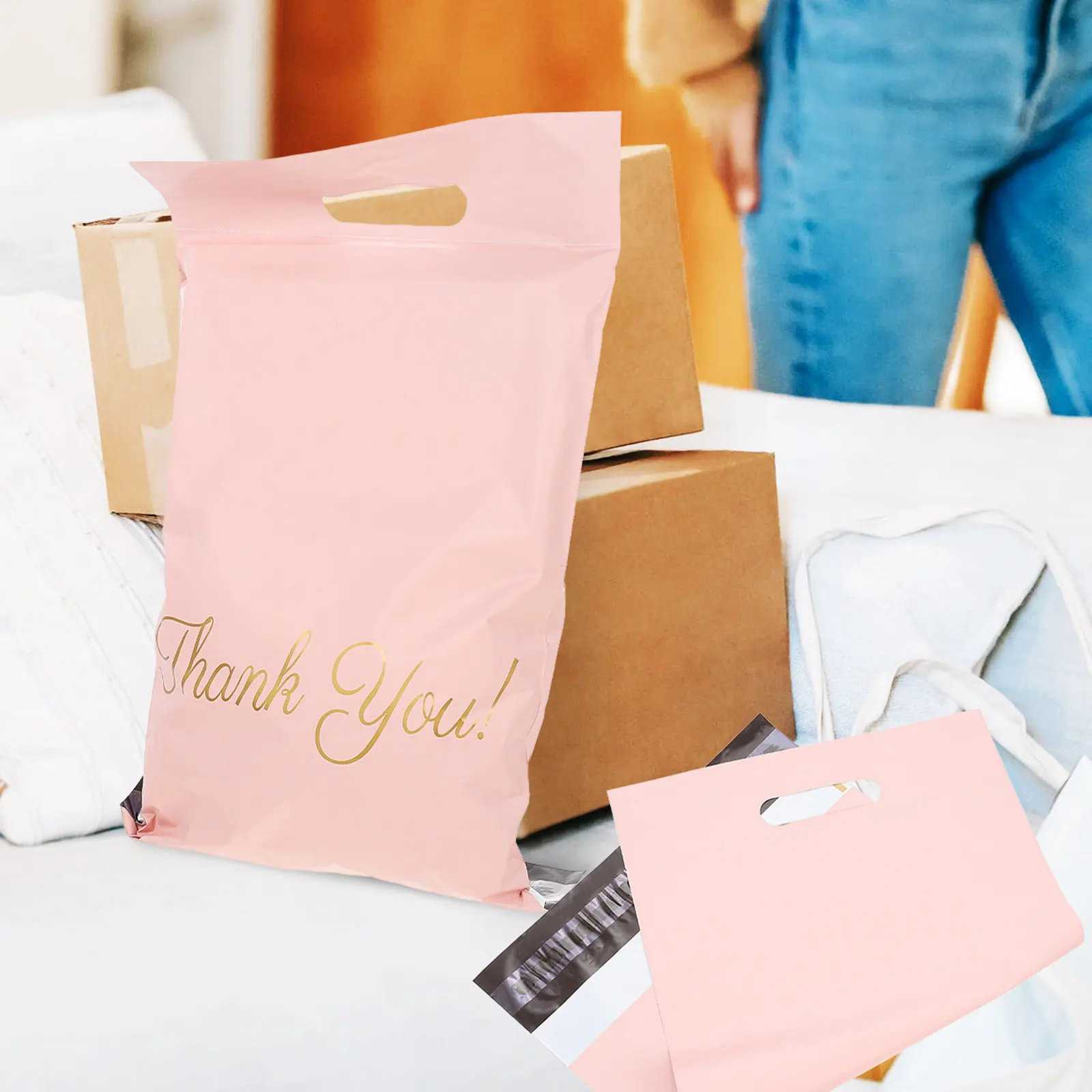 

100Pcs Clothes Shipping Bag Thick Waterproof Packaging Pouch Strong Adhesive Poly Mailers Clothes Packing Bags for Shipping