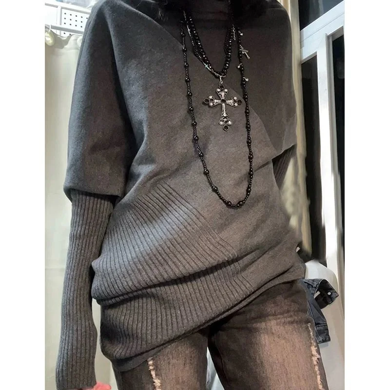 Maglione grigio retrò americano da donna 2025 autunno collo alto irregolare sciolto stile pigro morbido e appiccicoso maglione lavorato a maglia casual top