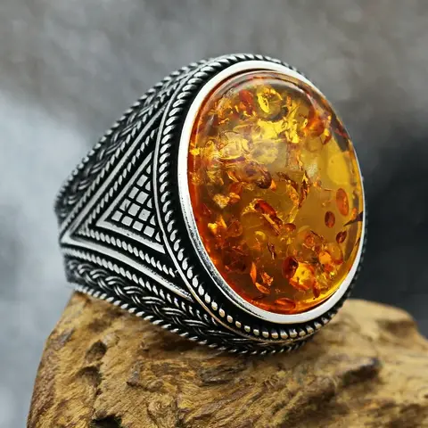 Anillo de lujo con incrustaciones de cristal de ámbar amarillo para hombre, joyería Retro con personalidad para asistir al banquete, novedad de 2022