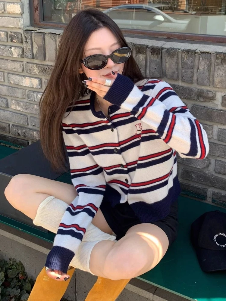 

Autumn Winter New Retro Striped Cardigan for Women O Neck Button Up Knitted Open Cardigan Soft Top Women's Korean Short Sweaters