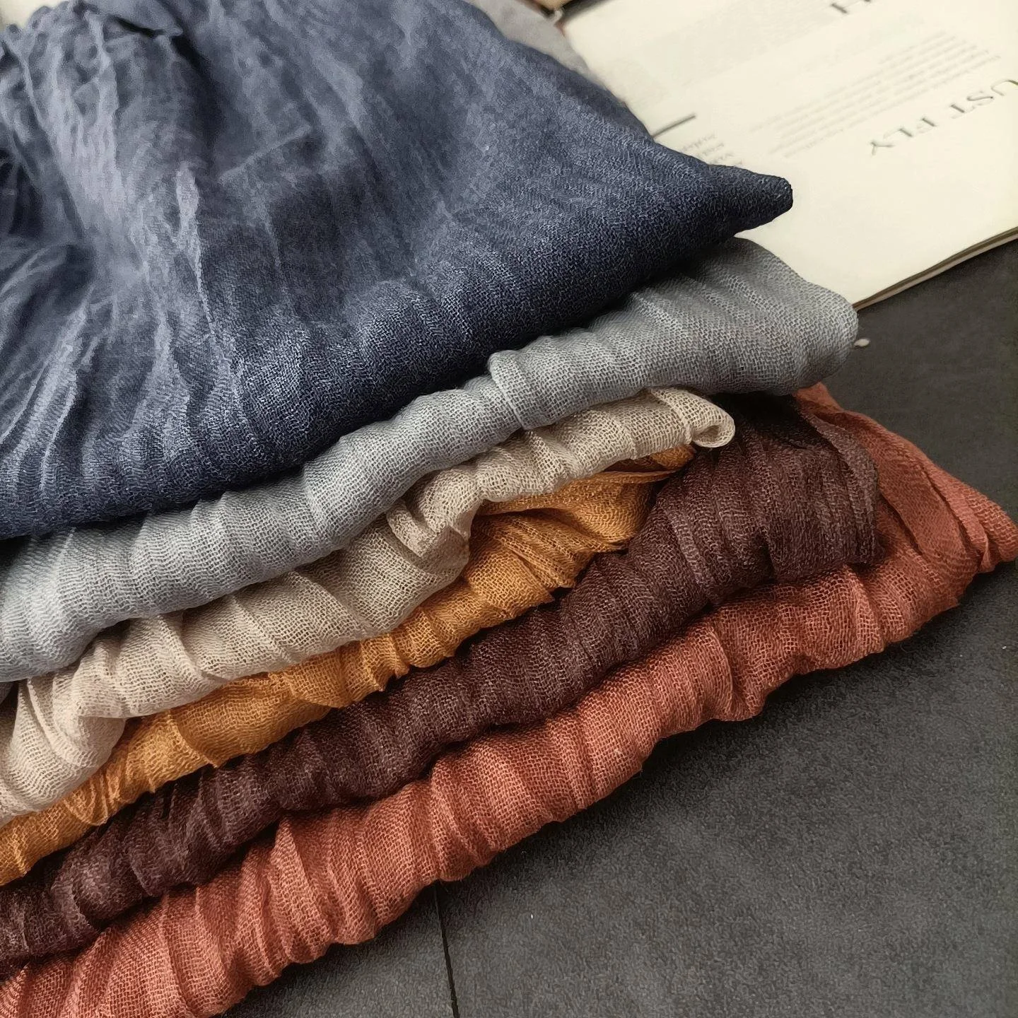 

Gray Cotton Linen Scarf Women's Artistic Texture Pleated Thin Korean Style Spring Autumn Winter Shoulder Shawl with Fringe