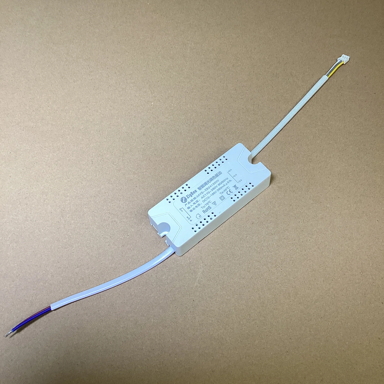 تشغيل بطيء وإيقاف تشغيل Zigbee LED الذكي 20W-48W لأضواء السقف LED متعددة الألوان