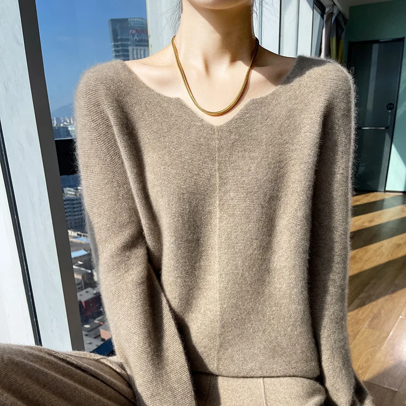 New 100 Pure Wool Knitted Base Sweater Women\'s Vneck Top Solid Color Interior Long Sleeve Cashmere Sweater Autumn/Winter Sweater