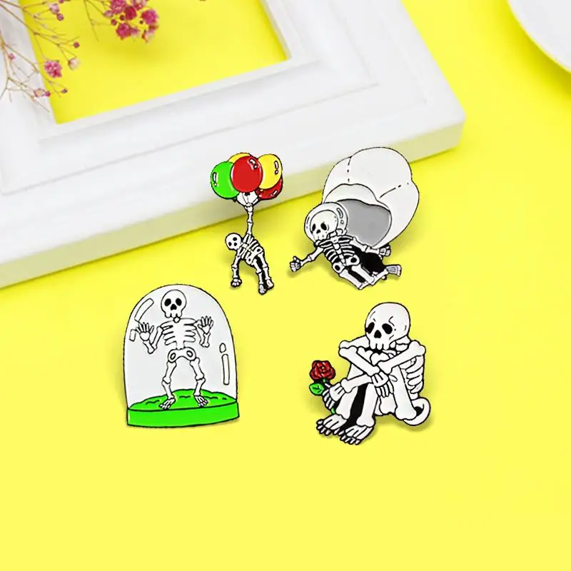 

Punk Skeleton Enamel Pins Skeleton Skull Balloon Parachuting Brooches Lapel Badges Halloween Jewelry Gifts For Women Brosche