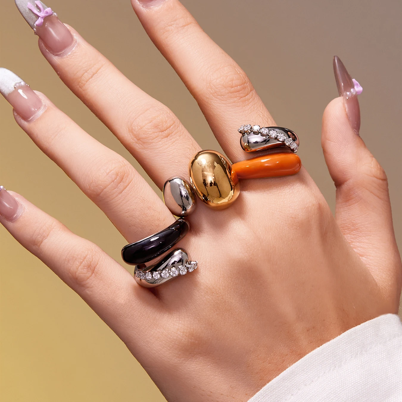 Liora الفولاذ المقاوم للصدأ 18K PVD مطلية بالذهب خواتم مفتوحة للنساء زركون الزفاف السبابة Mujer Anillos مجوهرات هدية #2