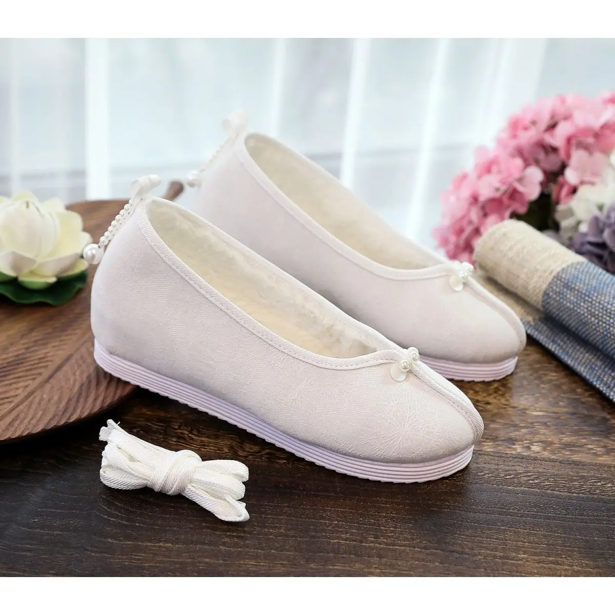 Zapatos Hanfu con forro de algodón de felpa, zapatos de tela Jacquard de Color sólido, zapatos de otoño e invierno, viejo Pekín