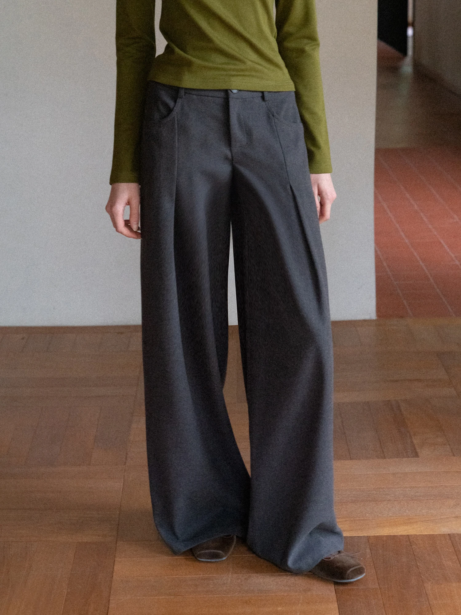 

Eggka Deep Grey Fleece Straight Leg Commute Casual Pants High Waist Simple Suit Wide Leg Long Pants Elegant Leisure Trousers