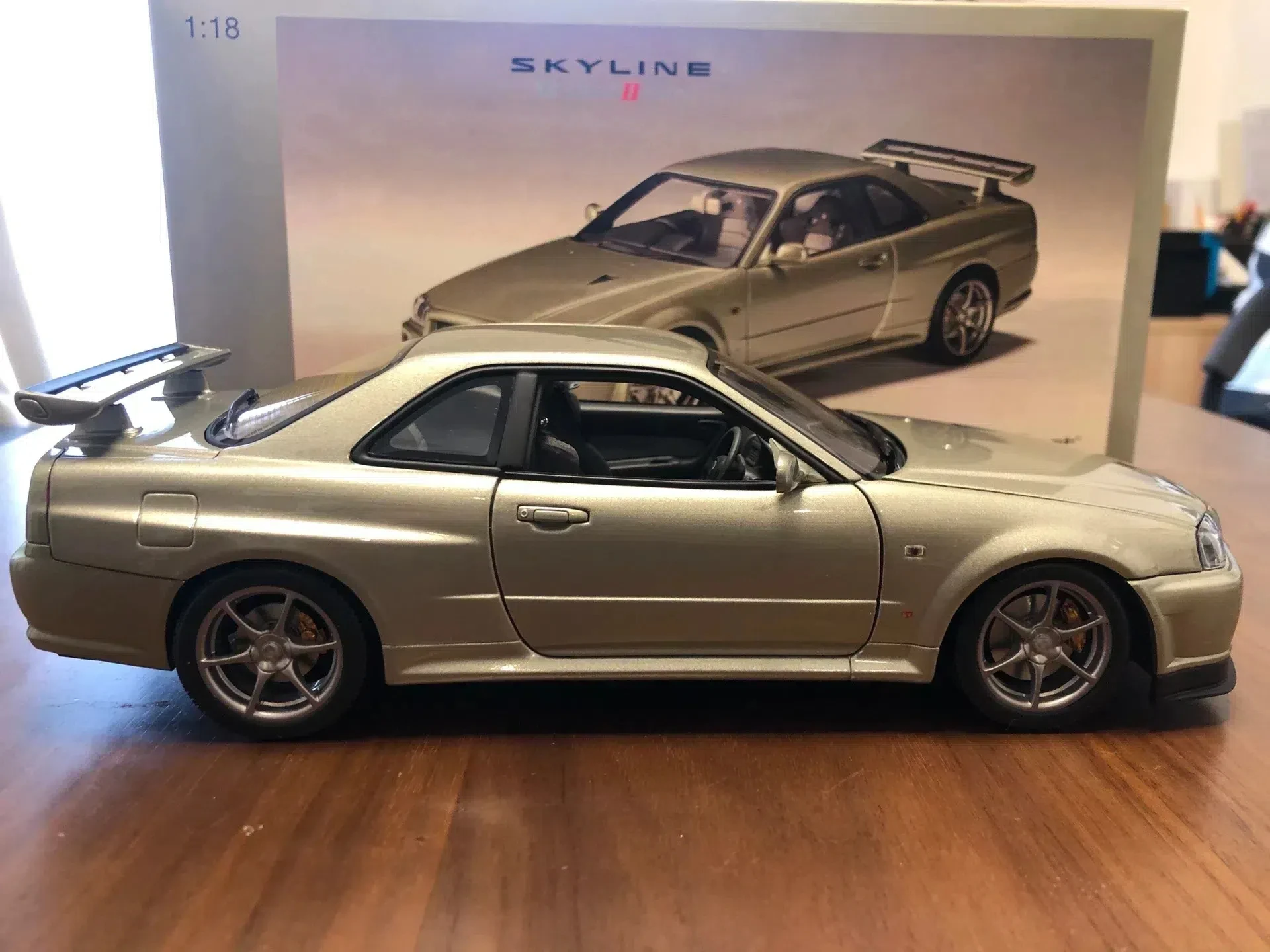 Autoart 1:18 R34 Z-Tune Skyline JDM Simulation Limited Edition All Open Alloy Metal Static Car Model Toy Gift