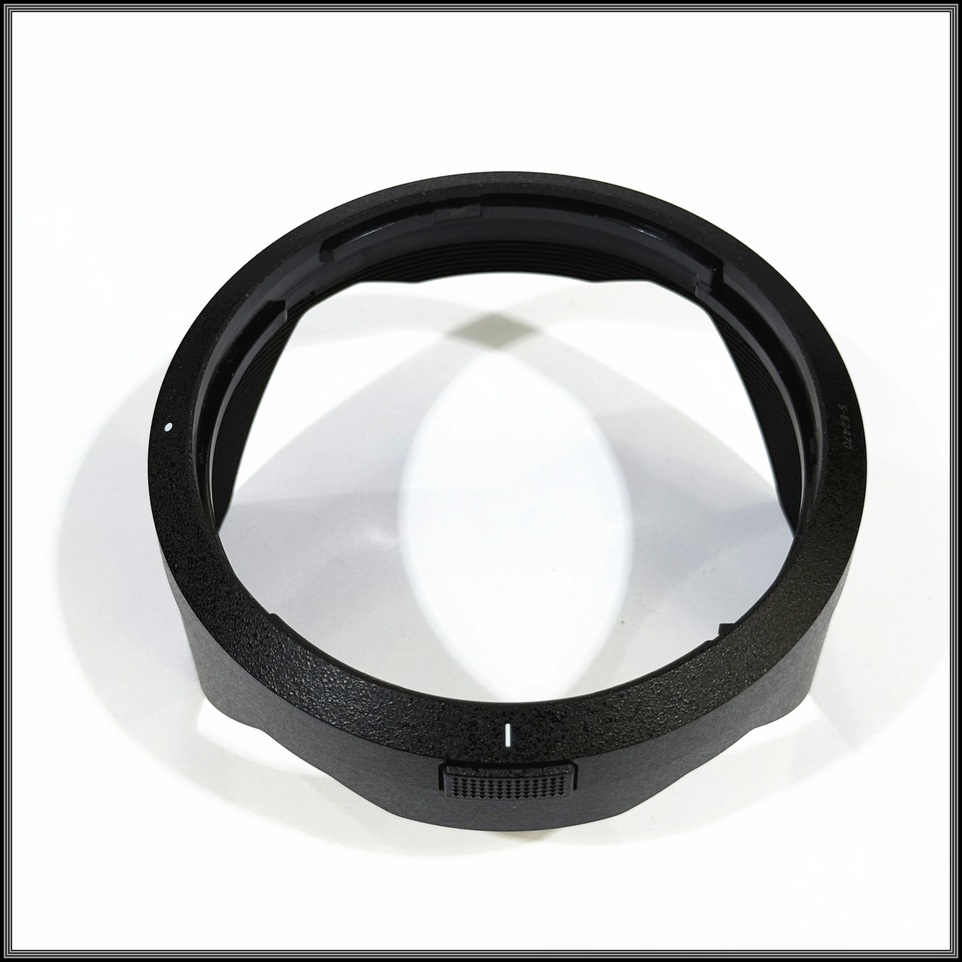 New original hood for Panasonic 24-70mm f2.8l bayonet s-e2470gk lens hood