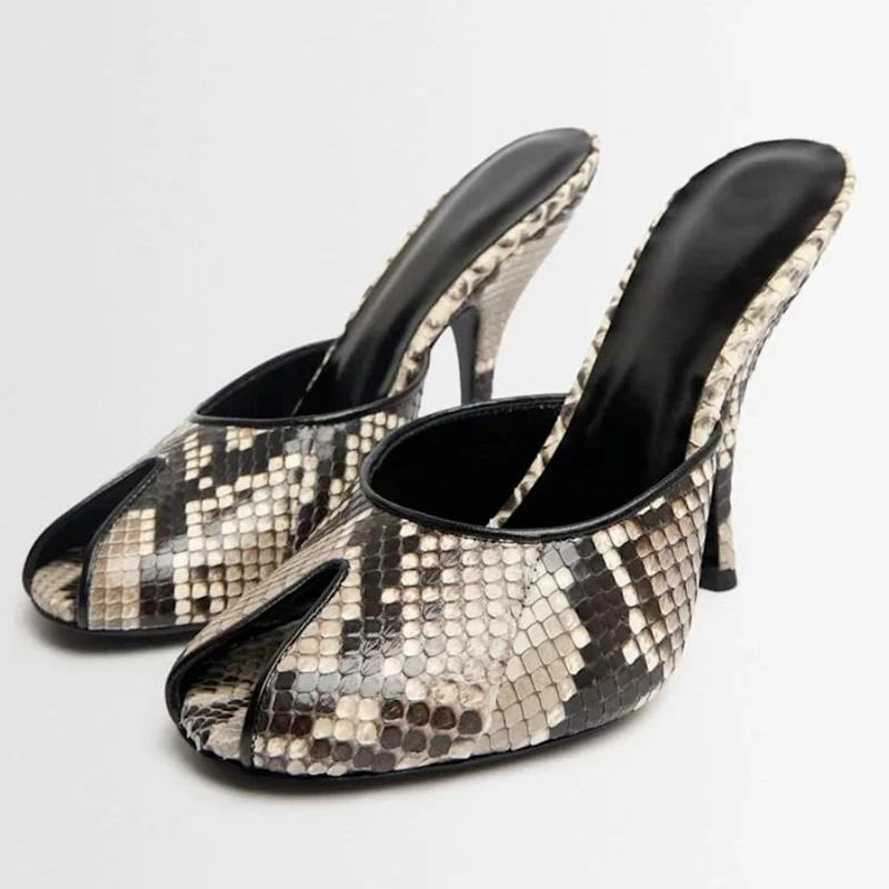 

Elegant Python Print Peep Toe Mules Shoes Slip On Cover Heels Snakeskin Leather Pu High Heel Slippers for Women White