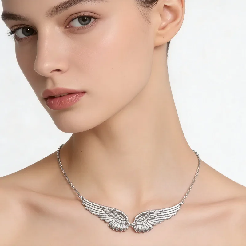 Retro Personality Sliver Angel's Wings Feather Necklace for Women Men Charm Necklace Wedding Party Collar Chain Jewelry Gifts