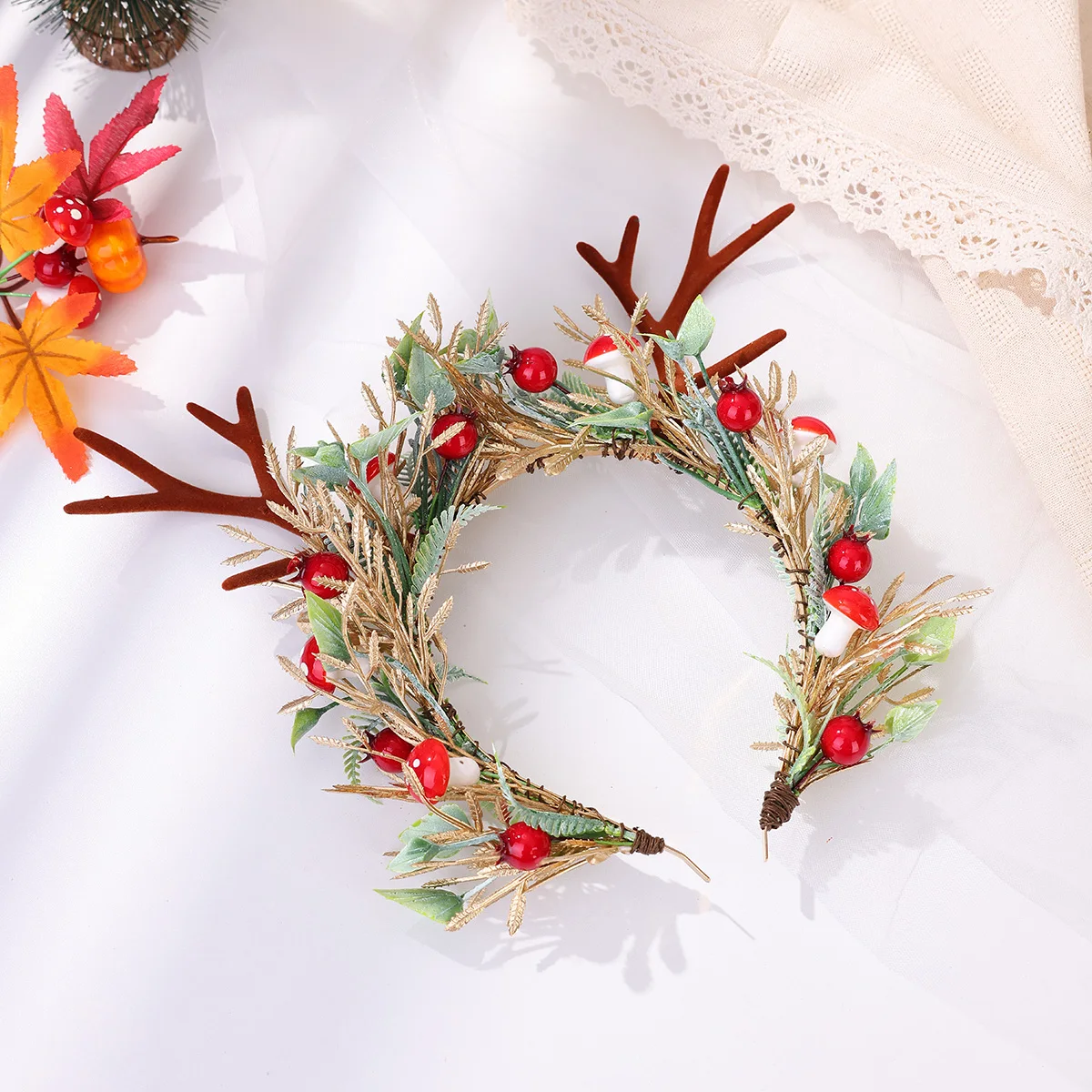 عصابة رأس على شكل فطر قرن الوعل على شكل غزال واقعي مصنوعة يدويًا لعيد الهالوين وعيد الميلاد والحفلات والولائم، مناسبة للأزياء النسائية