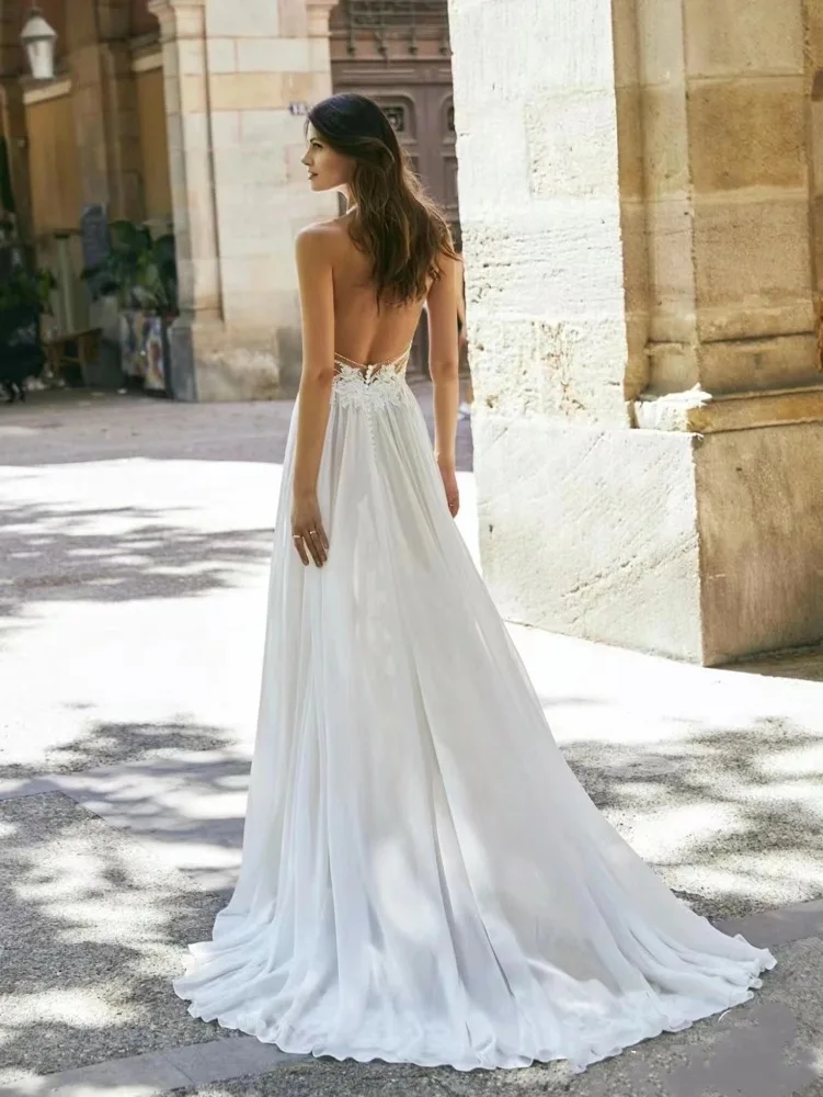 BOHO Wedding Dresses Classic Halter Neck Bridal Gowns Sleeveless A-Line Robes Lace Appliques Backless Vestidos De Novia Custom