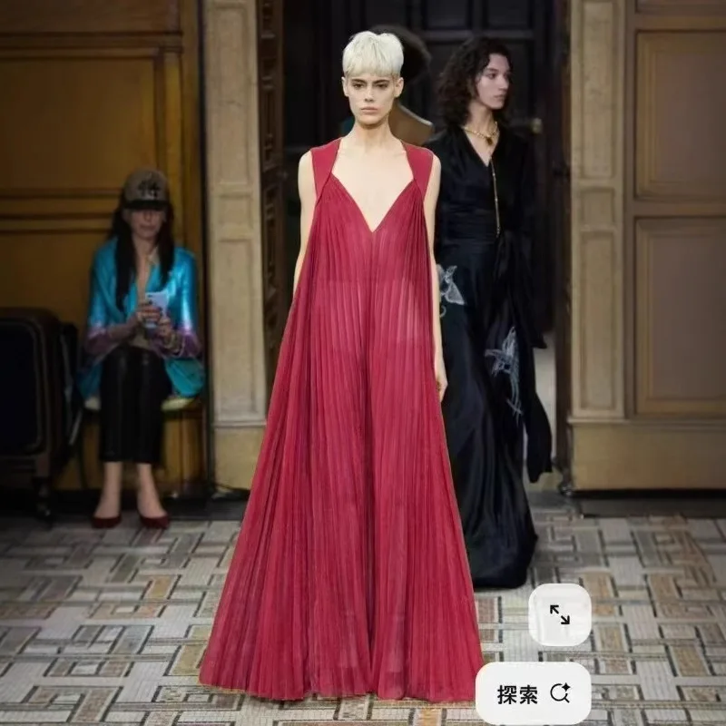 

Suspender Pleated Skirt 2025 Summer Banquet Socialite Temperament Loose Red Large Swing Dress Long Skirt