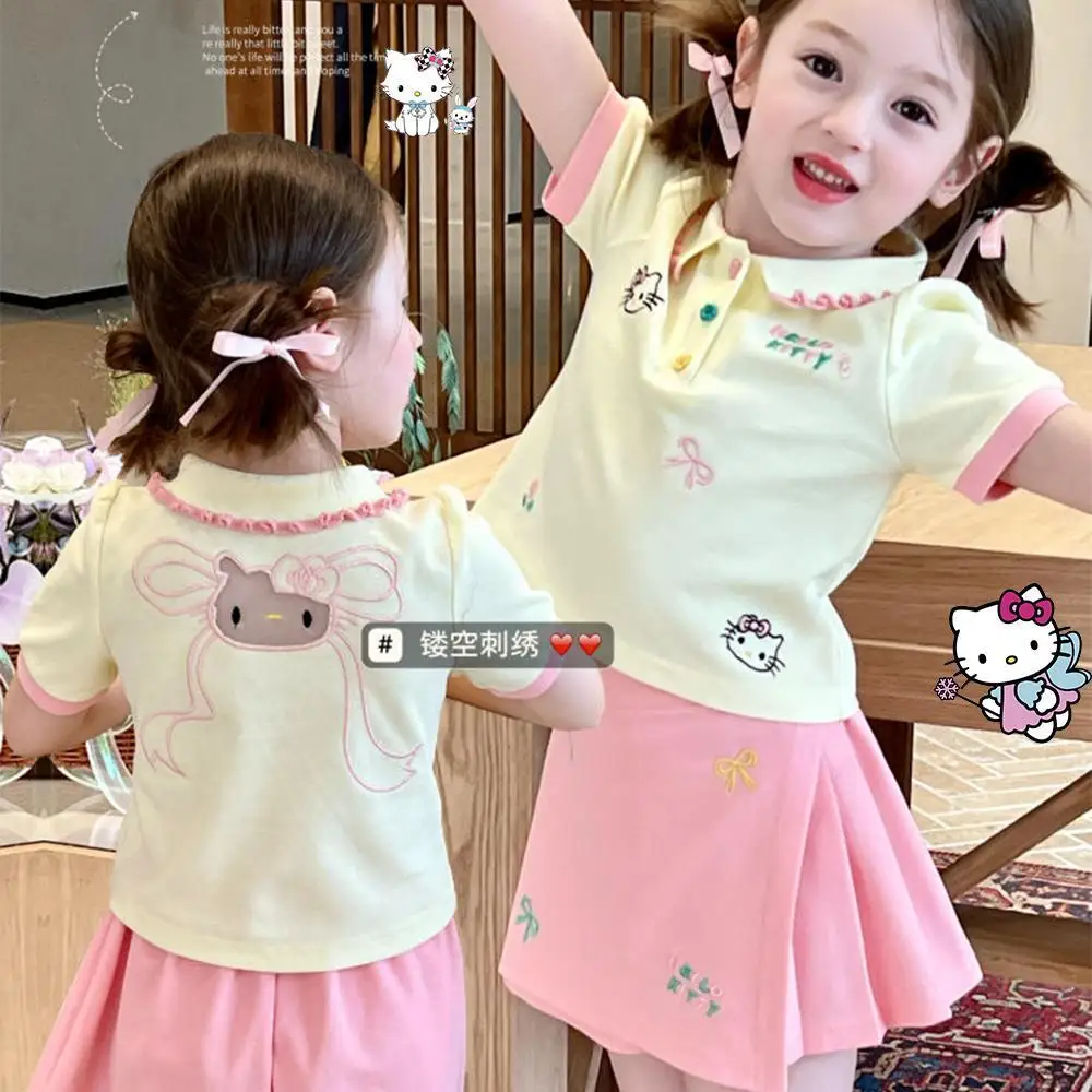 

Летний комплект с короткими рукавами и короткой юбкой Hello Kitty для девочек, модный комплект с вышивкой Sanrios Kawaii, милый модный стильный подарок на открытом воздухе
