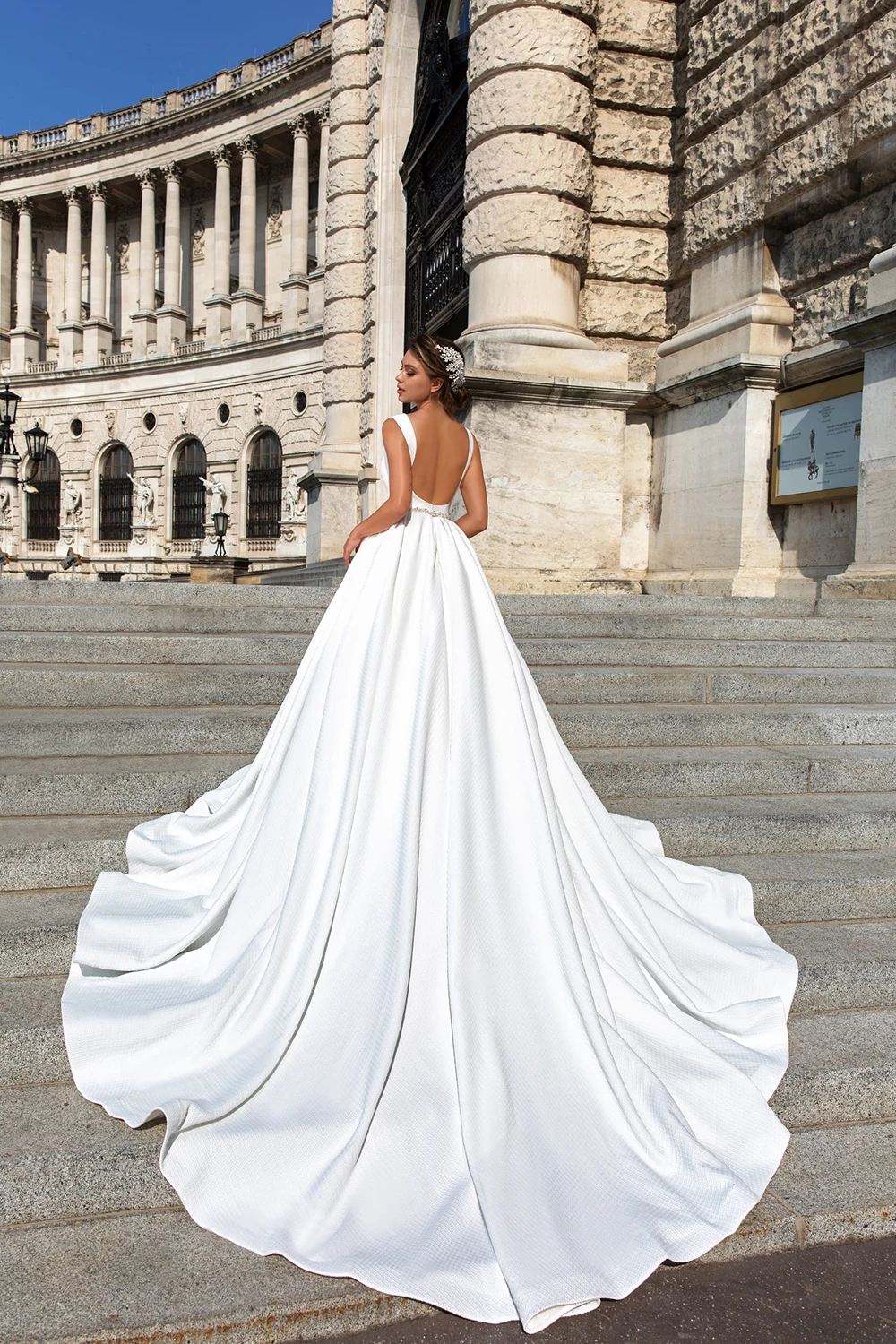 Fascinating A-Line Women Wedding Dresses Elegant Backless Bridal Gowns Princess Mopping Length Banquet Robe De Mariée Customized