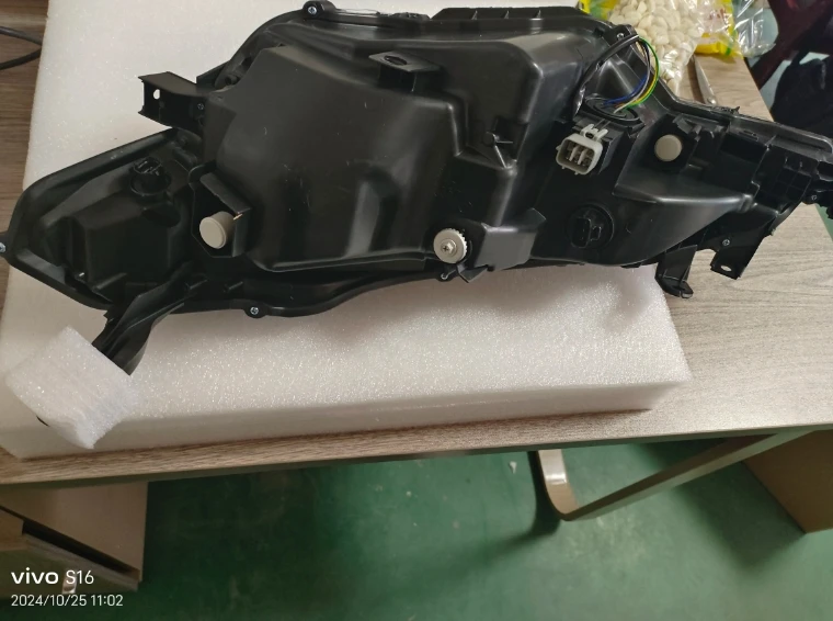 Headlight for  COROLLA 2017 USA Version LE