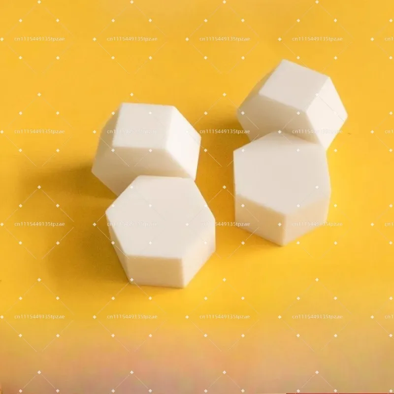 20×12mm Hexagonal 99% Alumina Ceramic Block High Temp Insulating Heat Dissipation Component Customizable Size