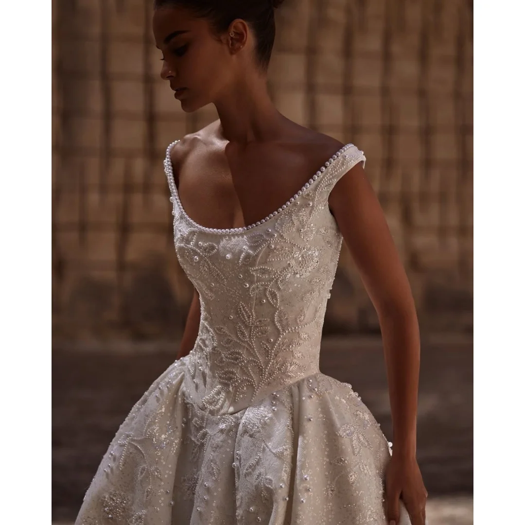 

Custom 2026 Elegance Off Shoulder Pearl Beaded Ball Gown Wedding Dress Sweetheart Neck Embroidery Bridal Gown with Train