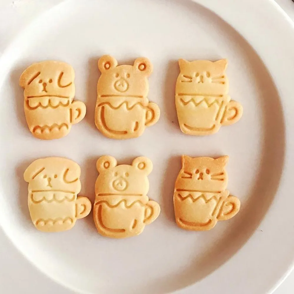 3Pcs Cute Cat and Dog Cup Design Cookie Cutters DIY Bakery Tools and Accessories Stampcookie Cutters view 3