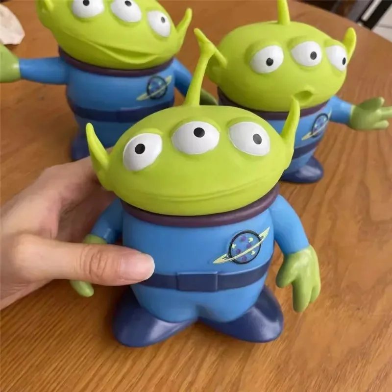 Figura de Alien Verde de 15 cm, Adorno de Escritorio de Anime, Accesorios de Colección, Juguetes para Niños, Modelo Kawaii para Regalo