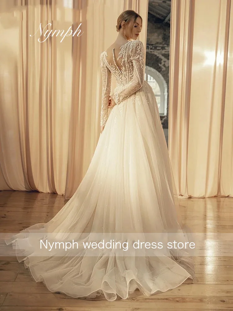 Robes De mariée trapèze personnalisées, col en v profond, Illusion De dentelle, avec des Appliques De princesse, avec traîne brosse, robes De mariée