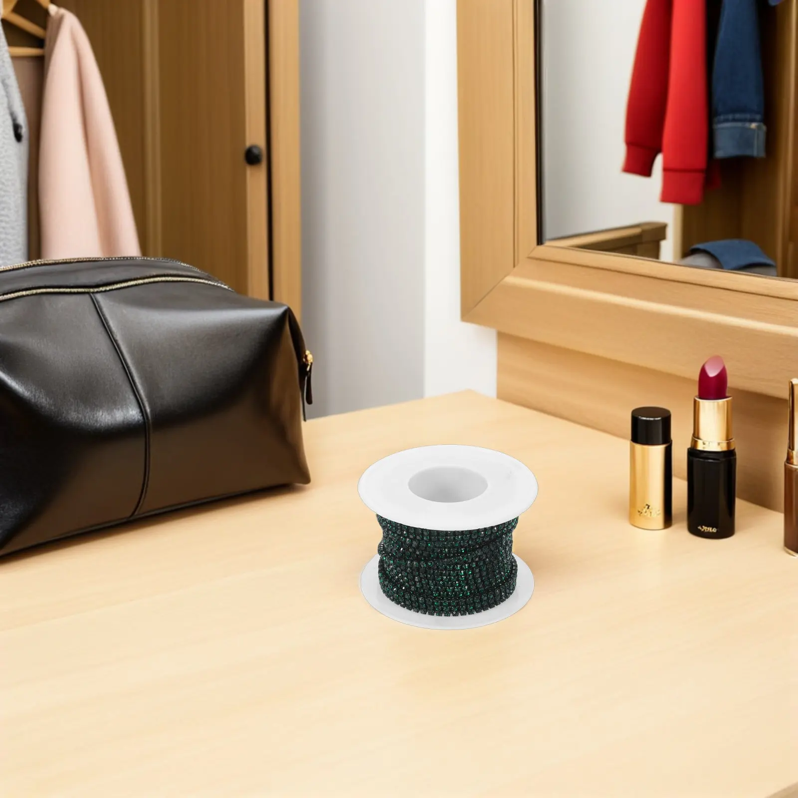 

1 Roll 10 Yards Rhinestone Chain Ribbon 2Mm Single Strand Claw Design for Jewelry Making Crafts Clothing Shoes Bags DIY Bling