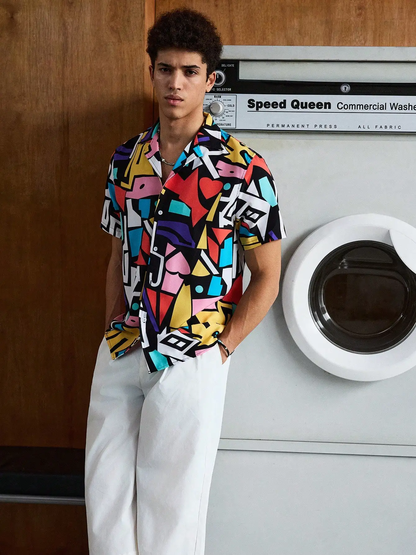 

Men's Colorful Geometric Print Short Sleeve Button-Up Casual Shirt