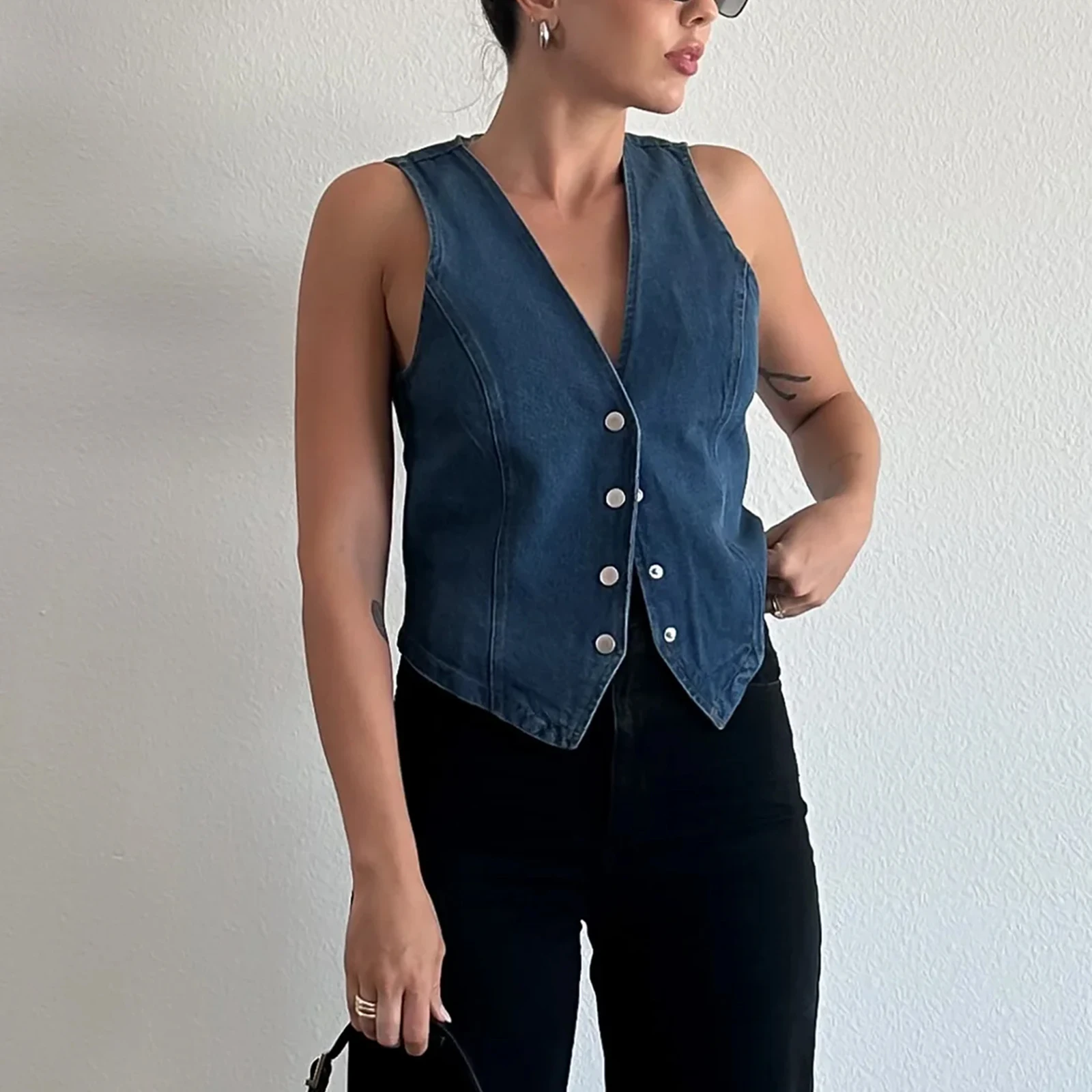 Combhasaki Women Y2K Vintage Denim Vest Corset Sleeveless Waistcoat V-Neck Tank Tops Button Down Irregular Hem Jean Slim Jackets