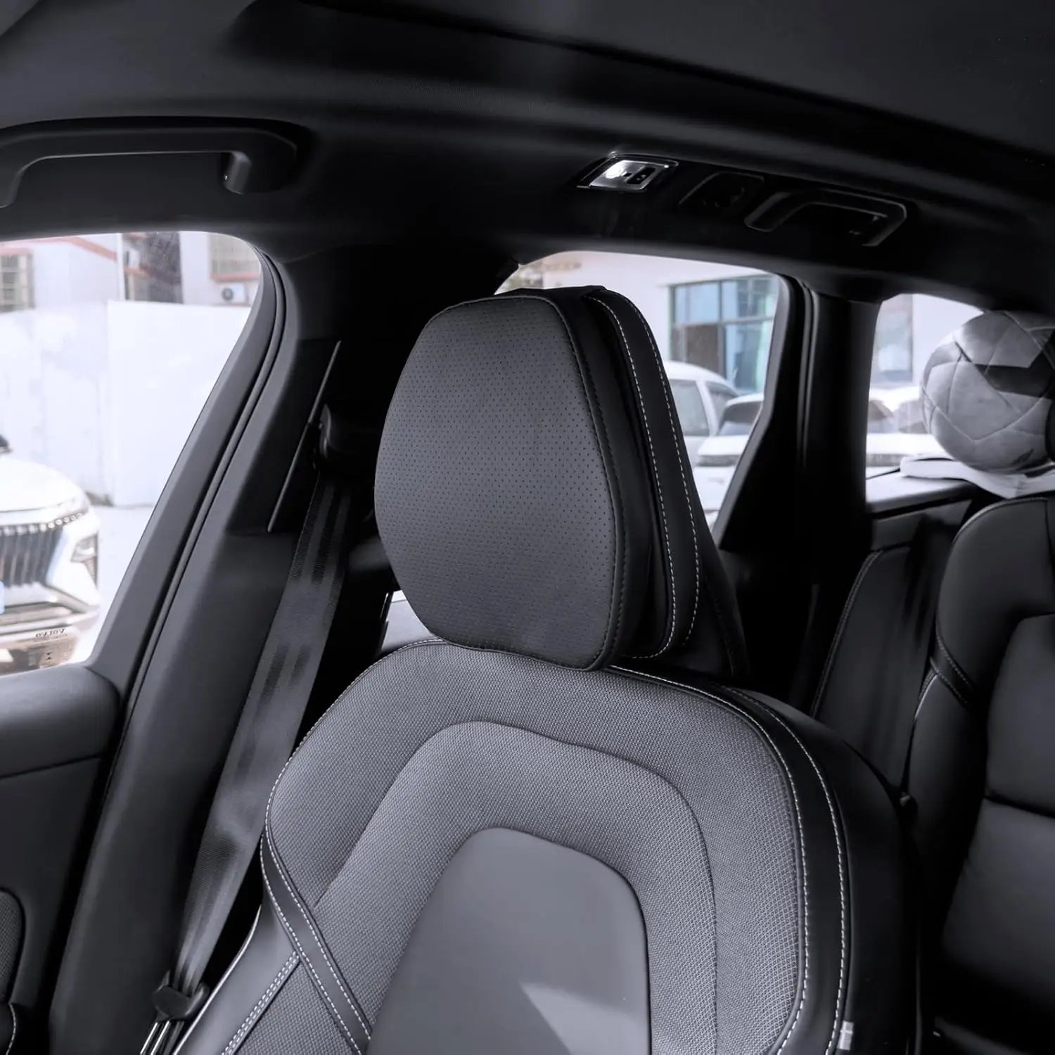 

Car Headrest Pillow for Volvo XC90 XC60 S90 V90 XC40 S60 V60 - Black, 1 pc