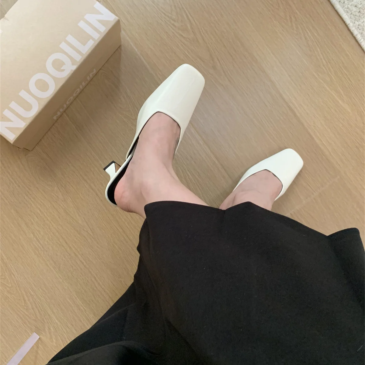 Weibliche Schuhe Maultiere Für Frauen 2024 Karree Hausschuhe Heels Slides Neue Abdeckung Hohe Weibliche Schuhe Hausschuhe Heels Abdeckung Kappe rutschen M