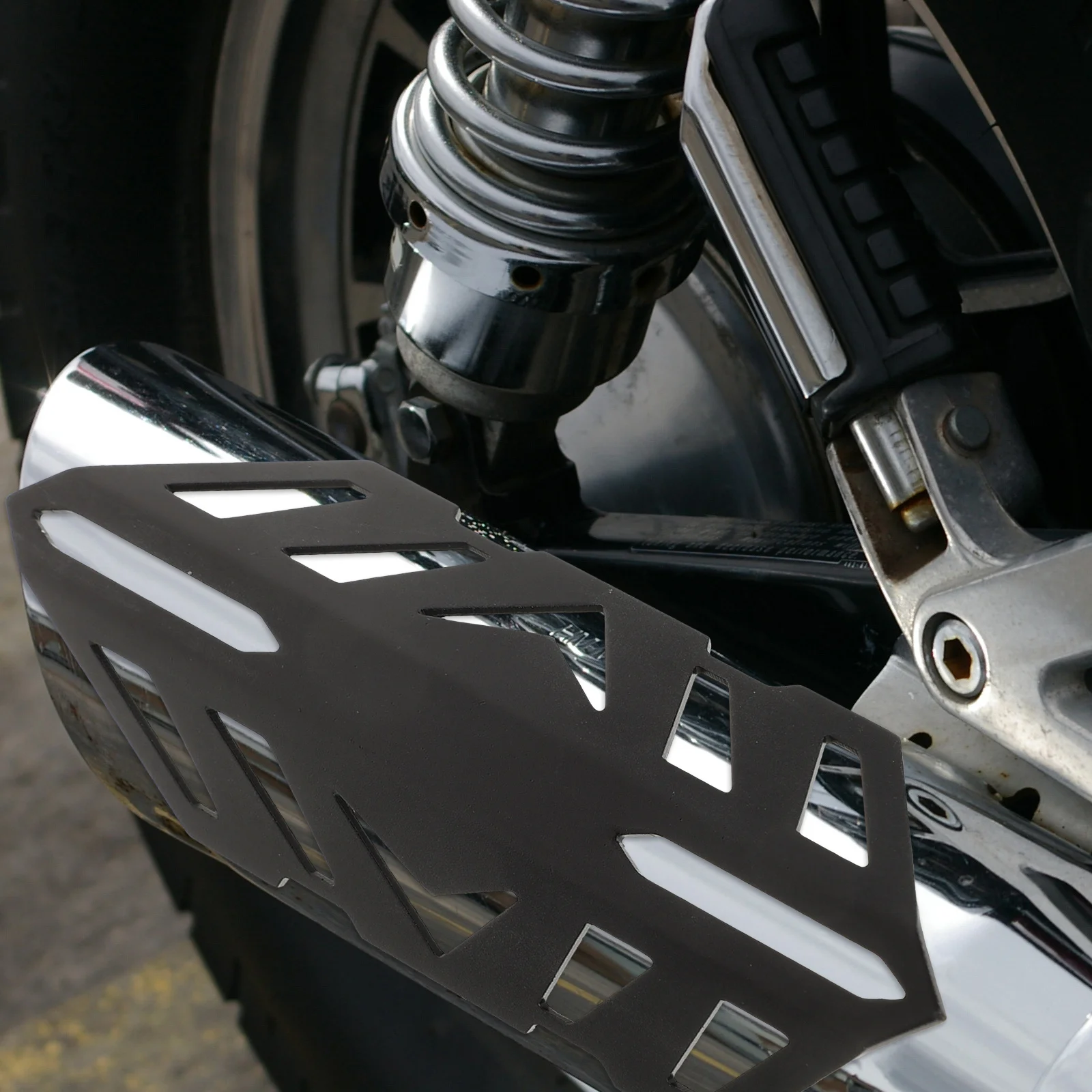 

Universal Motorcycle Heat Shield Metal Exhaust Cover Fork Protector Dirt Bike for Most Motorbikes Heat Shield