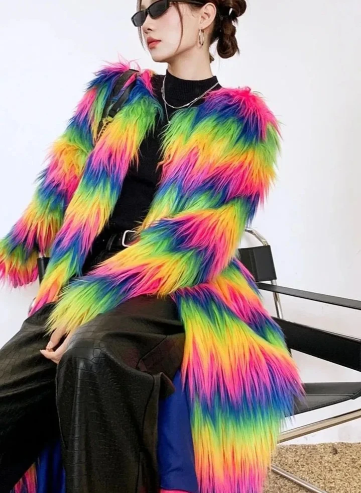 معطف نسائي شتوي أنيق منفوش من فرو الأغنام الصناعي بألوان قوس قزح سترة من الفرو الصناعي للنساء معاطف فرو طويلة للغاية #4