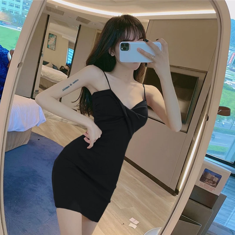 Summer Sexy Mini Dress Women Sleeveless Strap Streetwear Knitting Folds Bodycon Slim Solid Dress Party Elegant A-LINE Dresses