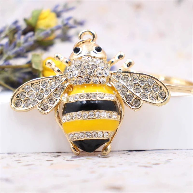 Fashion Pendant Insect Keychain Cute Little Bee Key Chain Alloy Rhinestone Jewelry Car Key Ring Woman Bag Ring