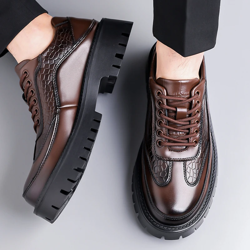 2025 Classic Brand Men's Business Dress Shoes Retro Brown Men's Banquet Leather Shoes Thick Soled Wear-resistant Work Shoes