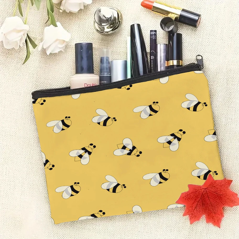 1pc Yellow Cartoon Bee Print Makeup Storage Bag Portable Zipper Pouch Easy Access Toiletry for Women Daily Use