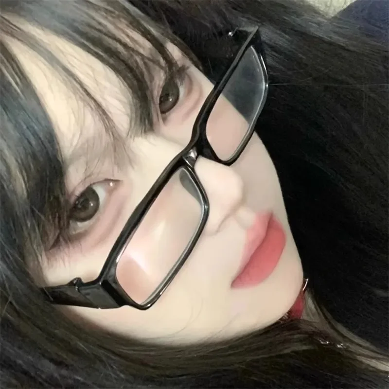 Kacamata Bingkai Persegi Hitam Kecil Jepang Antik Y2K Kacamata Fotografi Cosplay Anti Cahaya Biru Gadis Pedas Keren Manis