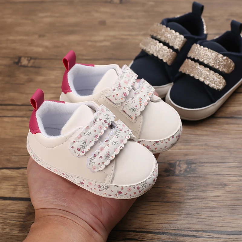 Weiße Prinzessinnenschuhe mit Blumenmuster, lässige Lauflernschuhe für Babys und Kleinkinder von 0-18 Monaten – Detail 3