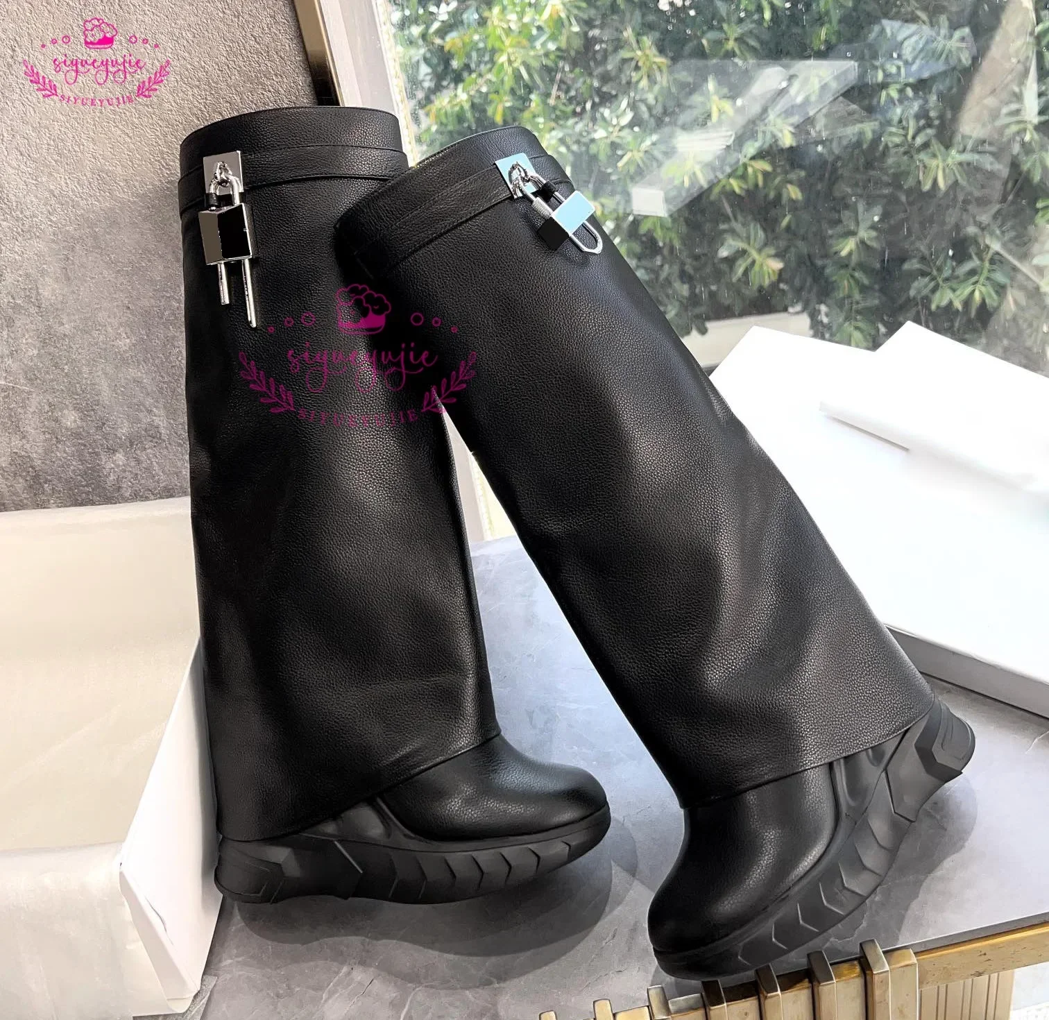 Shark Lock Biker Boots Grained Leather Ankle Boots Full Grain Leather  Designer Classic Warm Snow Boots   Botas De Mujer