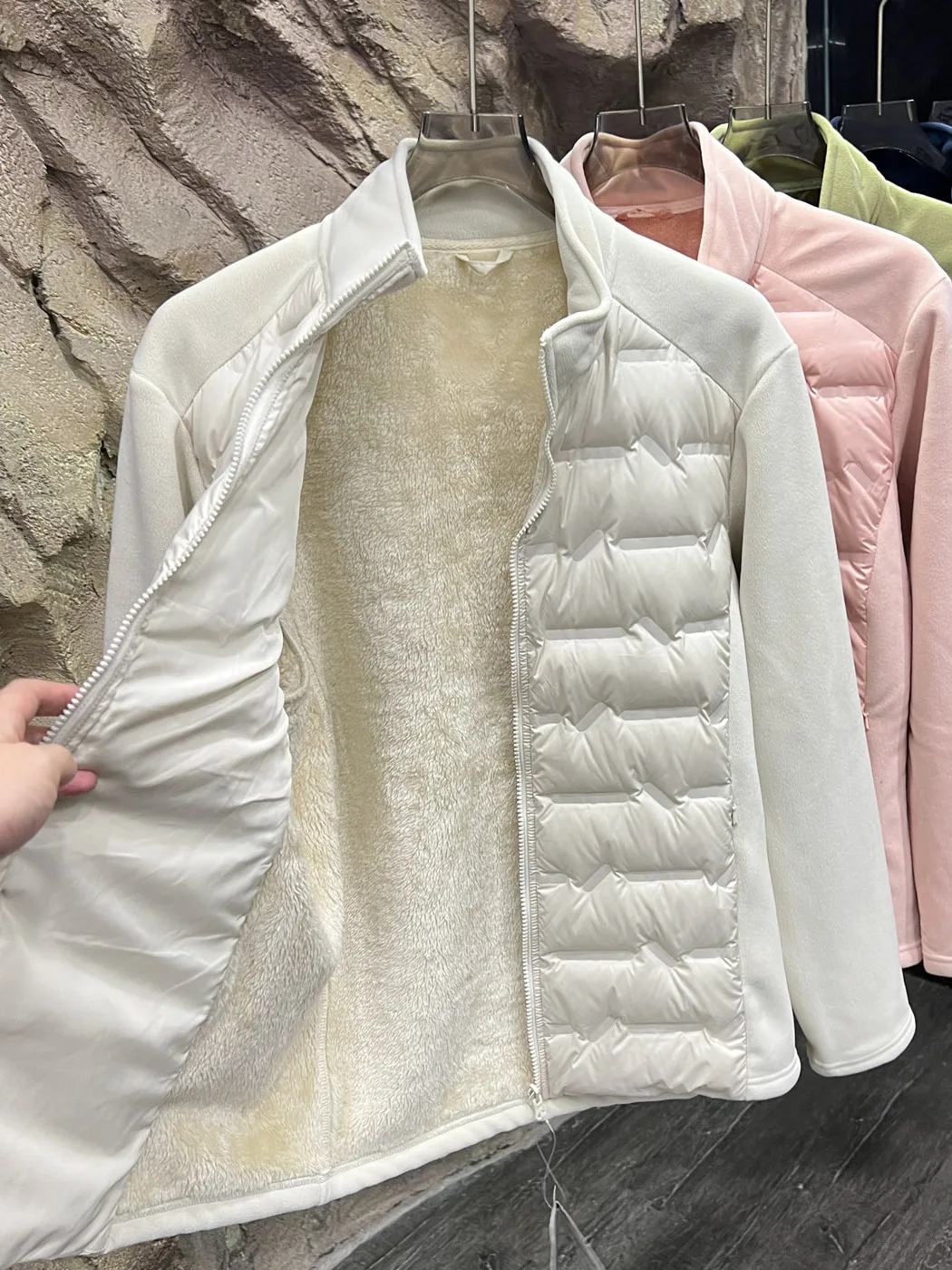 Outdoor Men's down Jacket Stand Collar Fleece Lined Casual Warm Polyester Fiber Duck down Filling Regular Fit Winter Coat