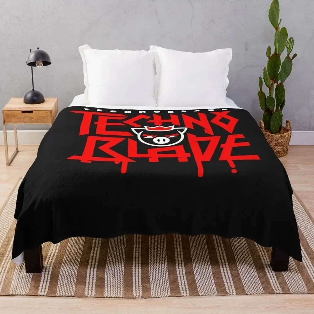 

TechnoBlade Logo Red Classic T-Shirt Throw Blanket Stylish Warm Blanket for Living Room Bedroom