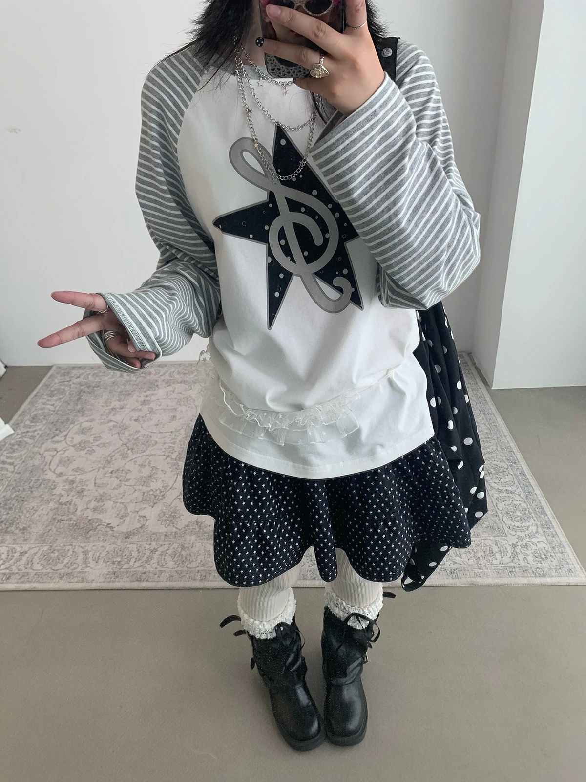 Sakura Leaf Long Sleeve T-Shirt Women's Loose Casual Top Creative Print Korean Style Commute Fashion round Neck Regular Length