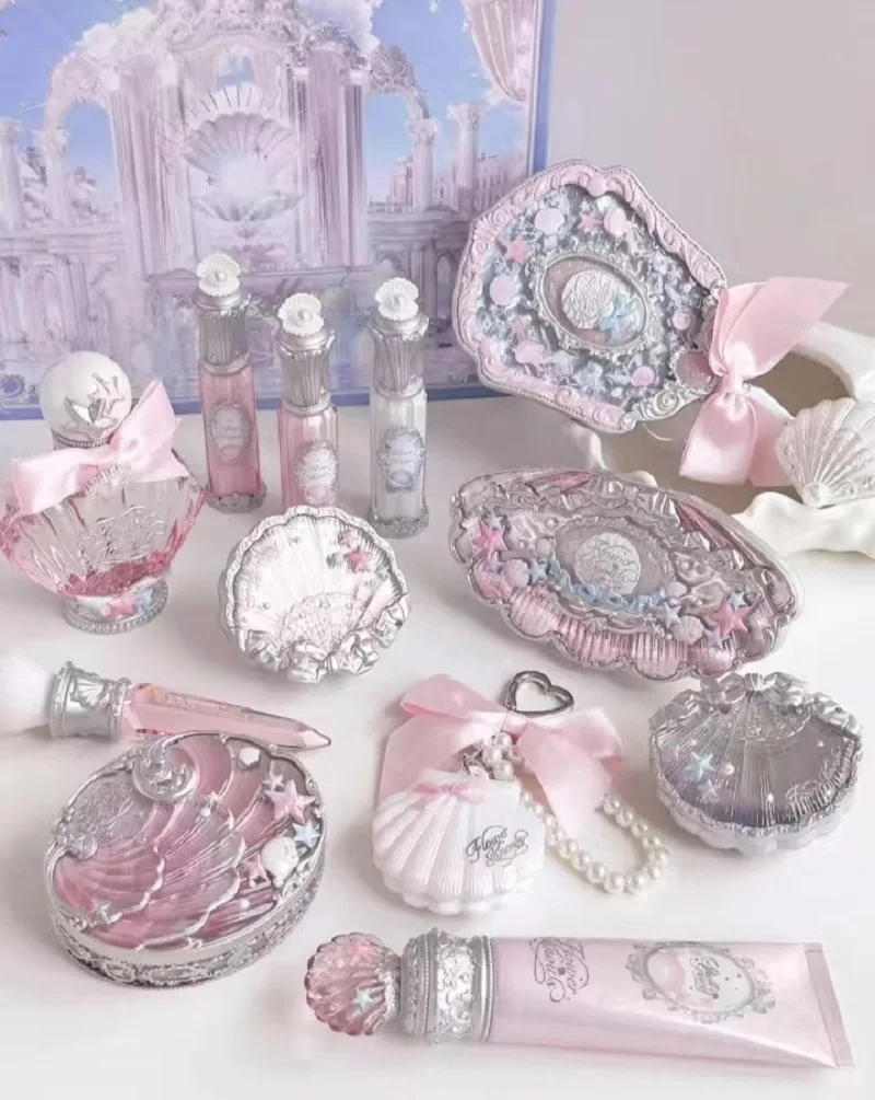 Flower Knows Shells Pearl Series Coffret cadeau de maquillage Fard à paupières Blush Brillant à lèvres Base de maquillage 10 pièces.