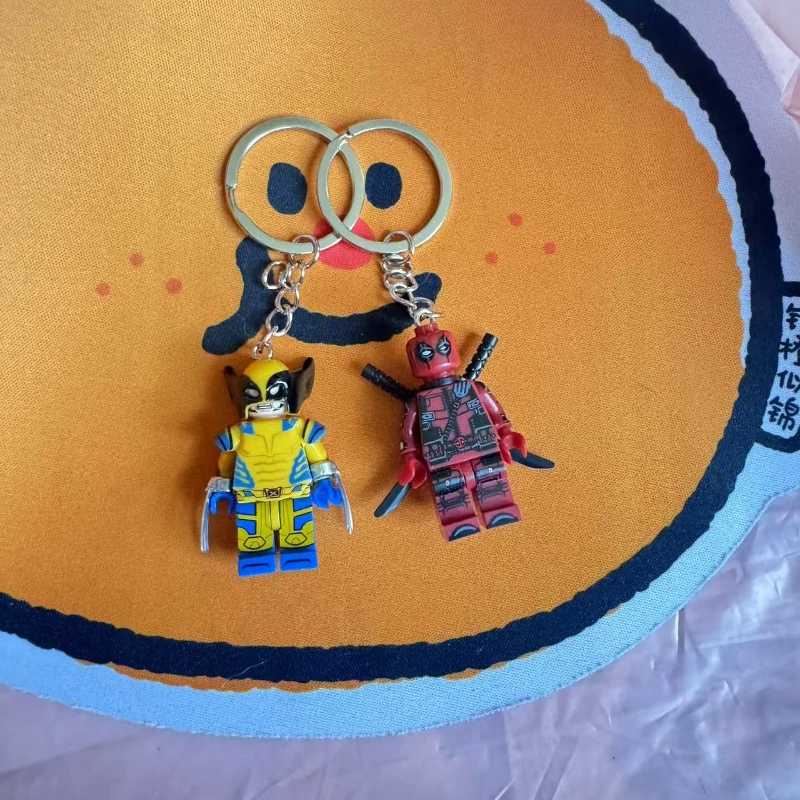 1 Uds superhéroe Marvel Deadpool & Wolverine llavero 3D dibujos animados creativo edificio colgante bolsa llavero accesorios juguetes regalos