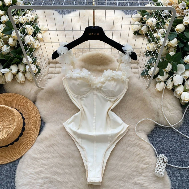 

French style three-dimensional lace camisole strapless jumpsuit women in summer new slim fit and sexy sweet jumpsuit